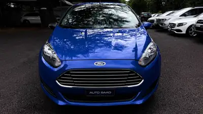 Ford Fiesta 1.0 Titanium — Citadine économe et fiable, 98'000 km seulement — vue extérieure