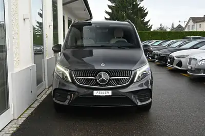 Mercedes-Benz V 300 d Lang — Monospace premium 4Matic, sièges individuels de luxe — vista posteriore