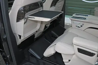 Mercedes-Benz V 300 d Lang — Monospace premium 4Matic, sièges individuels de luxe — Miniatura 13