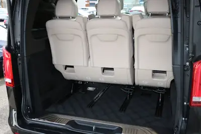 Mercedes-Benz V 300 d Lang — Monospace premium 4Matic, sièges individuels de luxe — Miniatura 20