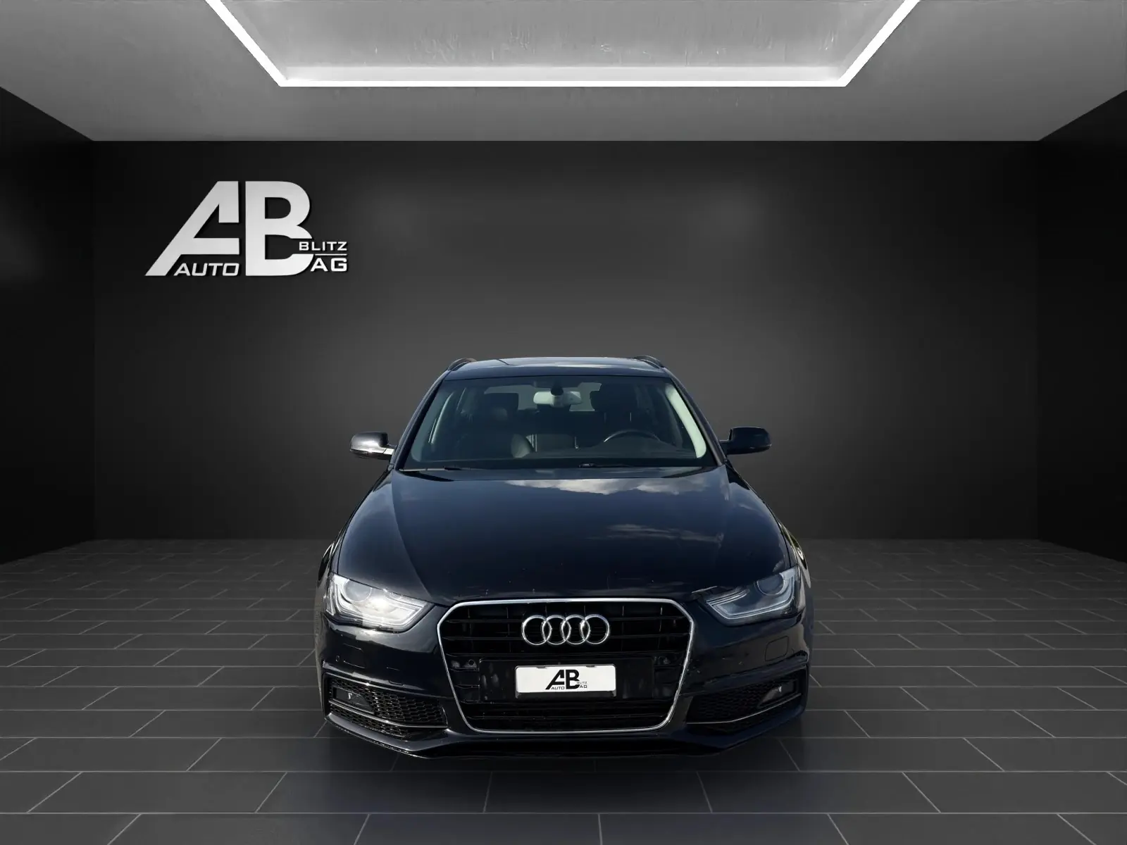 Audi A4 Avant 2.0 TDI S-Line — Break diesel fiable, 299'000 km, équipé
