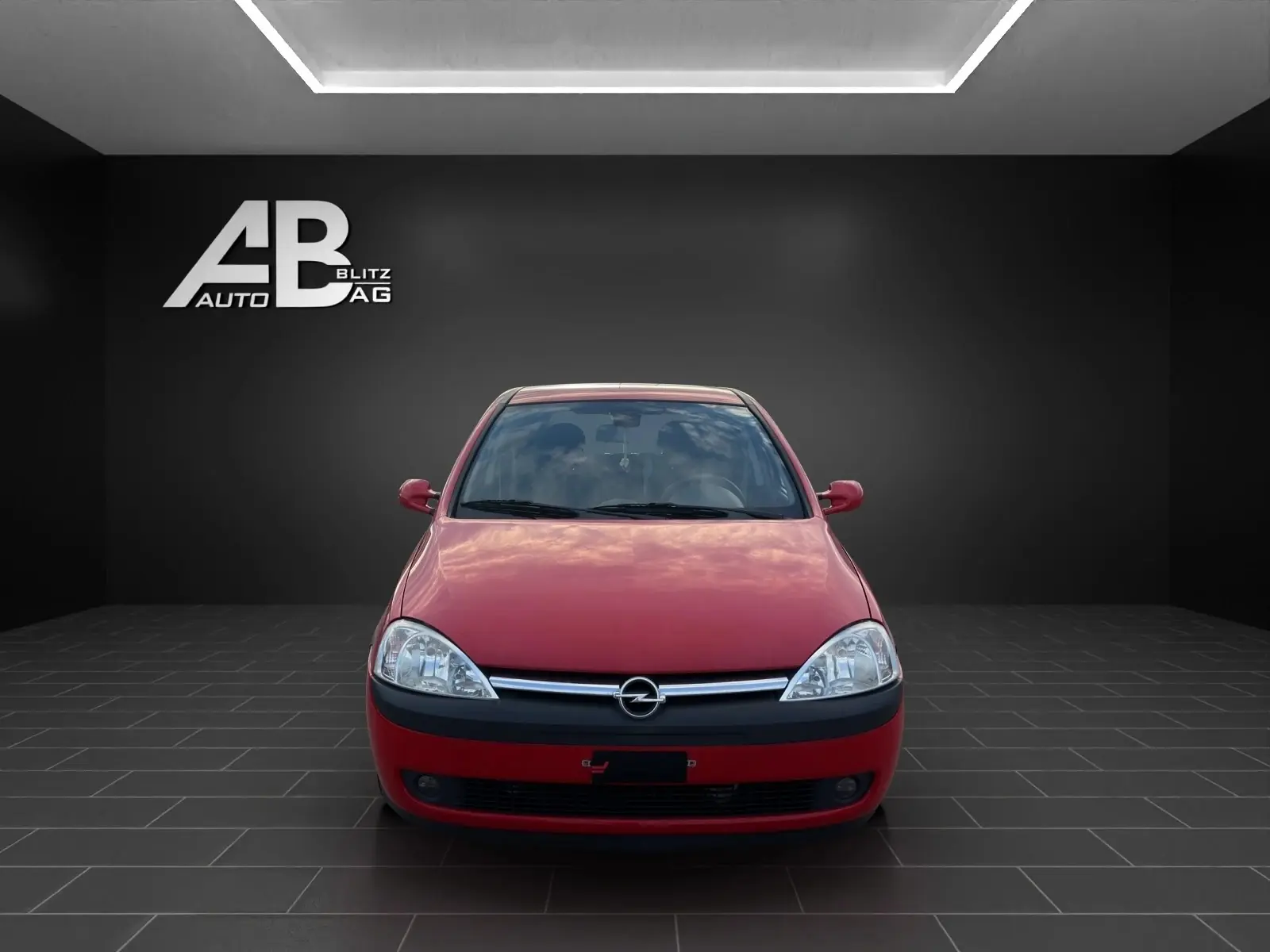 Opel Corsa 1.8 16V GSi — Citadine sportive de 2003, moteur pétillant et design culte
