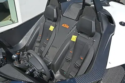 KTM X-BOW R Roadster DSG — Ultra-léger 790 kg, 300 ch pure adrénaline — Miniatura 9