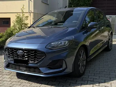 Ford Fiesta 1.0 EcoBoost Hybrid ST-Line X — Citadine écologique et dynamique, 27 000 km seulement — Seitenansicht
