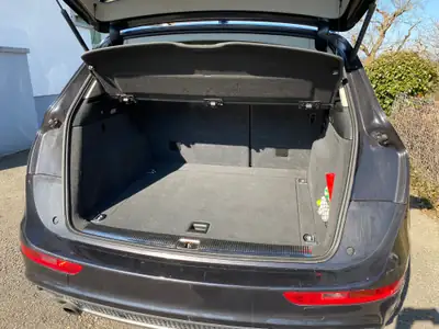 Audi Q5 2.0 TFSI Quattro S-Tronic — SUV premium allemand, 4x4 intégral — interior
