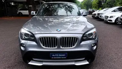 BMW X1 xDrive 28i Steptronic — SUV compact allemand, 4x4 performant et fiable — vue extérieure