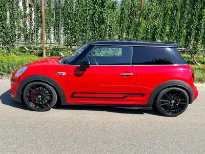 MINI Cooper John Cooper Works Steptronic — 231 ch, sportivité affirmée et tuning premium — detail