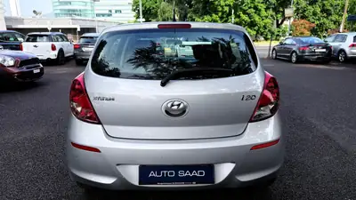 Hyundai i20 1.4 Premium Automatic — Citadine fiable, sans accident, 152'000 km — détail