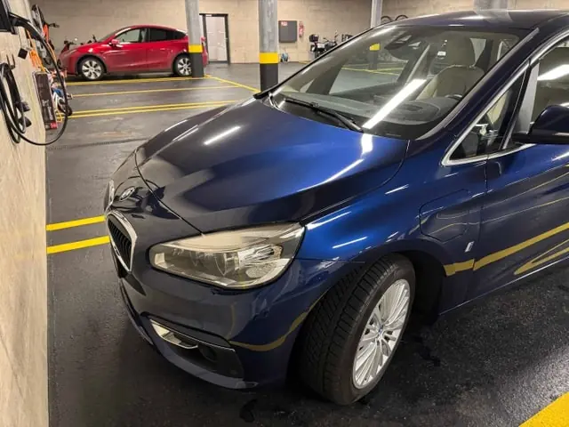 BMW 225xe Active Tourer — Hybride rechargeable, 32'000 km seulement