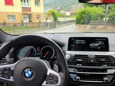 BMW X3 M40i xDrive 2018 — SUV Premium sportif avec technologie 360° — Miniatura 11