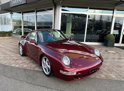 Porsche 911 Turbo 1995 — Légendaire coupé sport, 408 ch et boîte manuelle — côté