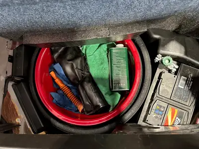 Porsche 911 Turbo 1995 — Légendaire coupé sport, 408 ch et boîte manuelle — Miniature 13