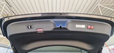 Mercedes-Benz GLC 300 AMG Line 4matic — SUV coupé hybride léger, garantie constructeur incluse — Thumbnail 10