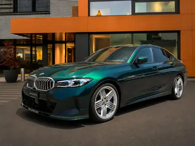 BMW-Alpina B3 3.0 Biturbo 4x4 — 495 ch, berline haute performance vert métallisé — vista esterna