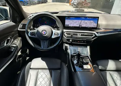 BMW-Alpina B3 3.0 Biturbo 4x4 — 495 ch, berline haute performance vert métallisé — Miniatura 12