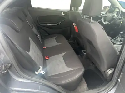 Ford KA+ 1.2 White Edition — Citadine économique et fiable, 142'000 km — Miniatur 9
