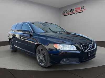 Volvo V70 D5 AWD Momentum — Break premium diesel, traction intégrale, entretien complet — Thumbnail 8