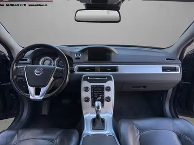 Volvo V70 D5 AWD Momentum — Break premium diesel, traction intégrale, entretien complet — Thumbnail 14