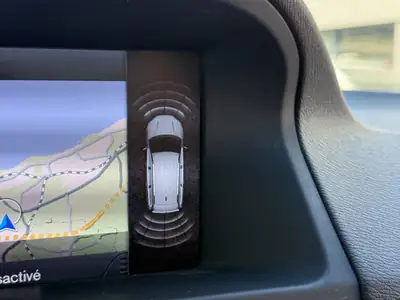 Volvo V70 D5 AWD Momentum — Break premium diesel, traction intégrale, entretien complet — Thumbnail 26