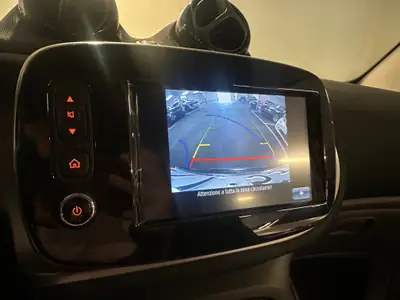 Smart ForTwo 0.9 Prime Twinamic — Citadine agile et économe, parfait pour la ville — Miniature 12