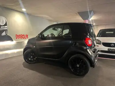Smart ForTwo 0.9 Prime Twinamic — Citadine agile et économe, parfait pour la ville — Miniature 18