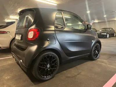 Smart ForTwo 0.9 Prime Twinamic — Citadine agile et économe, parfait pour la ville — Miniature 19