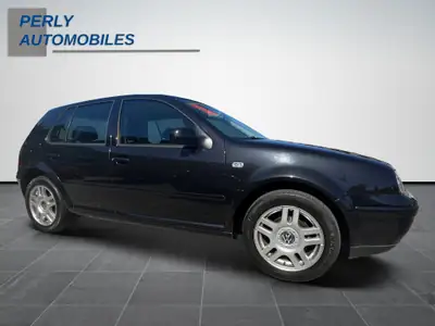 VW Golf 1.6 16V Comfortline — Berline fiable à l'état impeccable, première main — Miniature 8