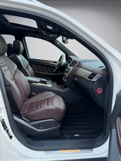 Mercedes-Benz ML 63 AMG 4Matic — SUV haute performance 525 ch, signature AMG exclusive — Thumbnail 12