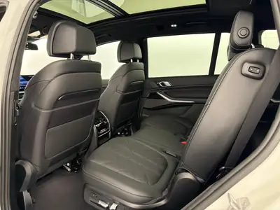BMW X7 xDrive 48V 40d M Sport — SUV premium 7 places, diesel hybride 340 ch — Detail
