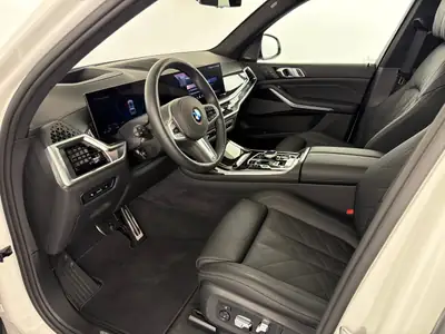 BMW X7 xDrive 48V 40d M Sport — SUV premium 7 places, diesel hybride 340 ch — Armaturenbrett