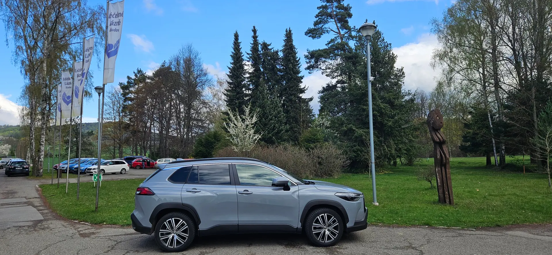 Toyota Corolla Cross 2023 occasion St. Niklausen — 2