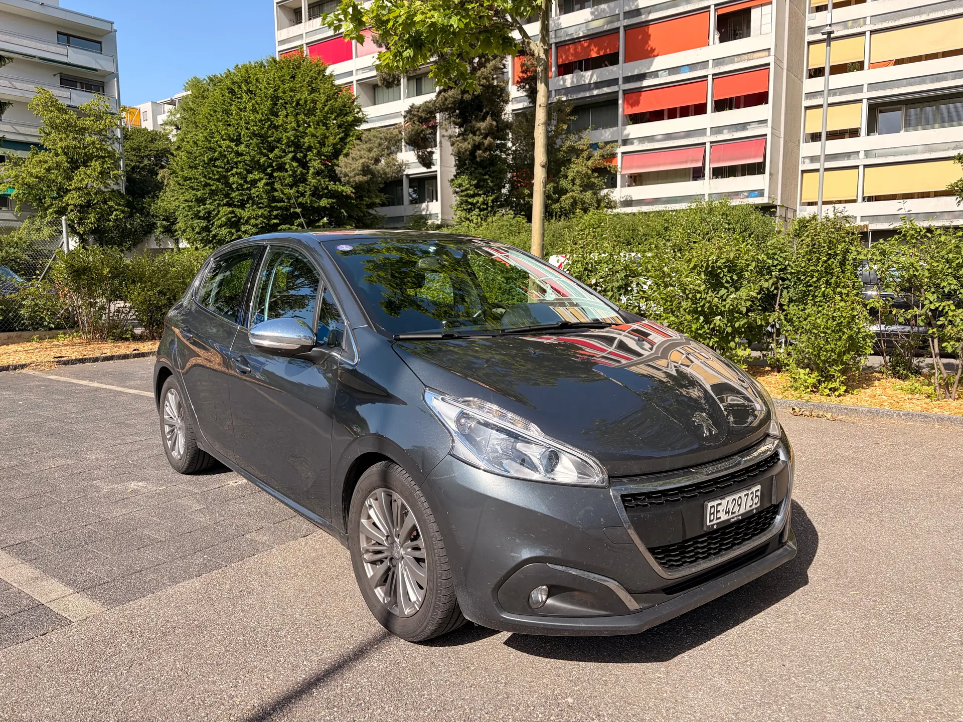 Peugeot 208 2016 occasion Bern — 1