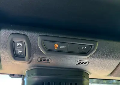 Jeep Wrangler 2.0 Turbo 80th Anniversary — SUV 4x4 sans compromis, 45'000 km — Thumbnail 9