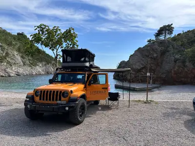 Jeep Wrangler 2.0 Turbo 80th Anniversary — SUV 4x4 sans compromis, 45'000 km — Thumbnail 14