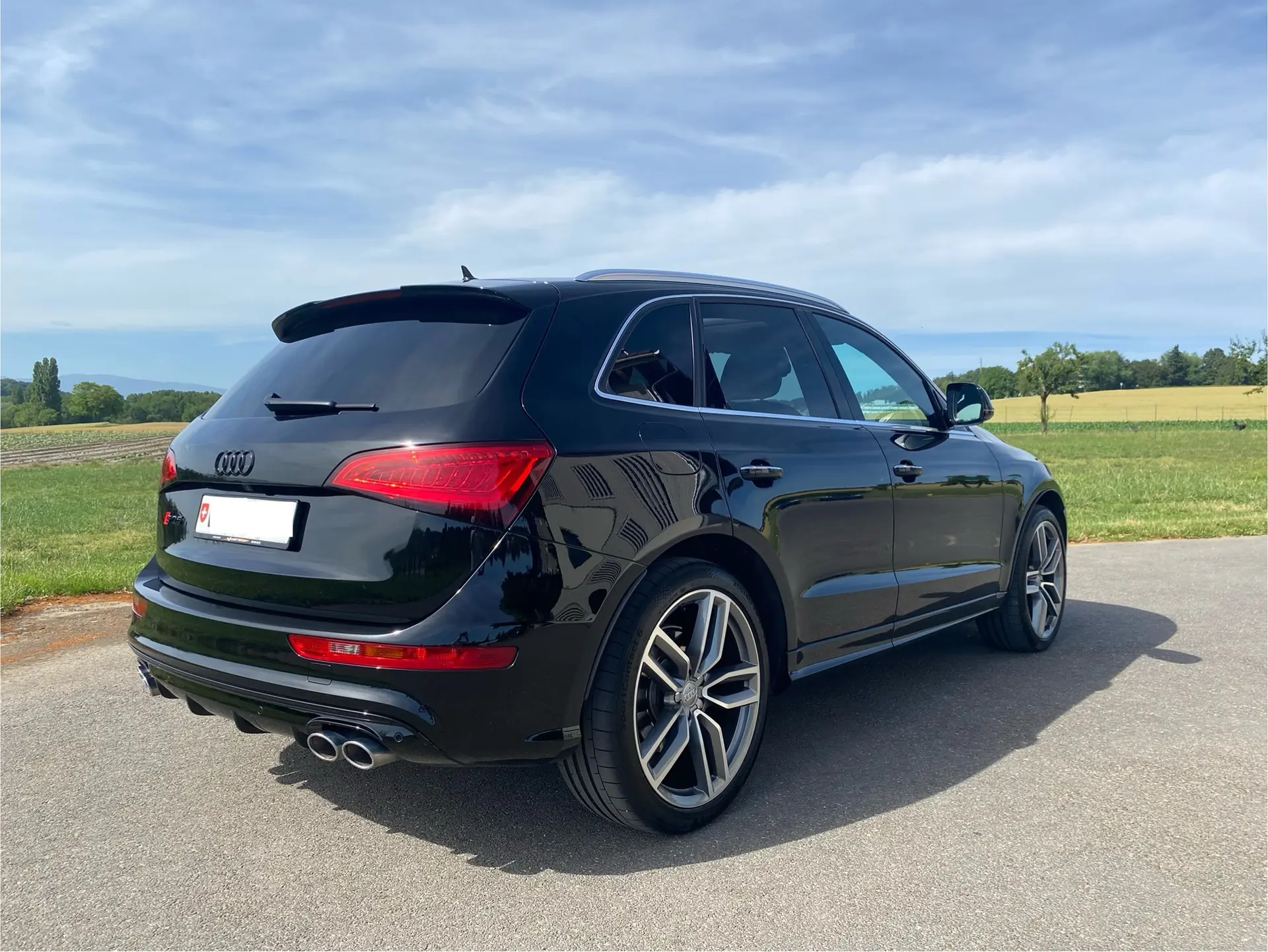 Audi SQ5 — SUV sportif diesel 313 ch, toutes options, sans accident — Außenansicht