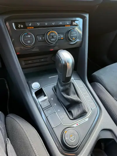 VW Tiguan Allspace 2.0 TDI 200PS — SUV 7 places robuste, 4Motion intégrale, service frais — Thumbnail 20