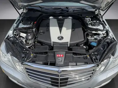 Mercedes-Benz E 350 CDI BlueEfficiency — Berline premium diesel 4Matic, entretien récent — Thumbnail 15