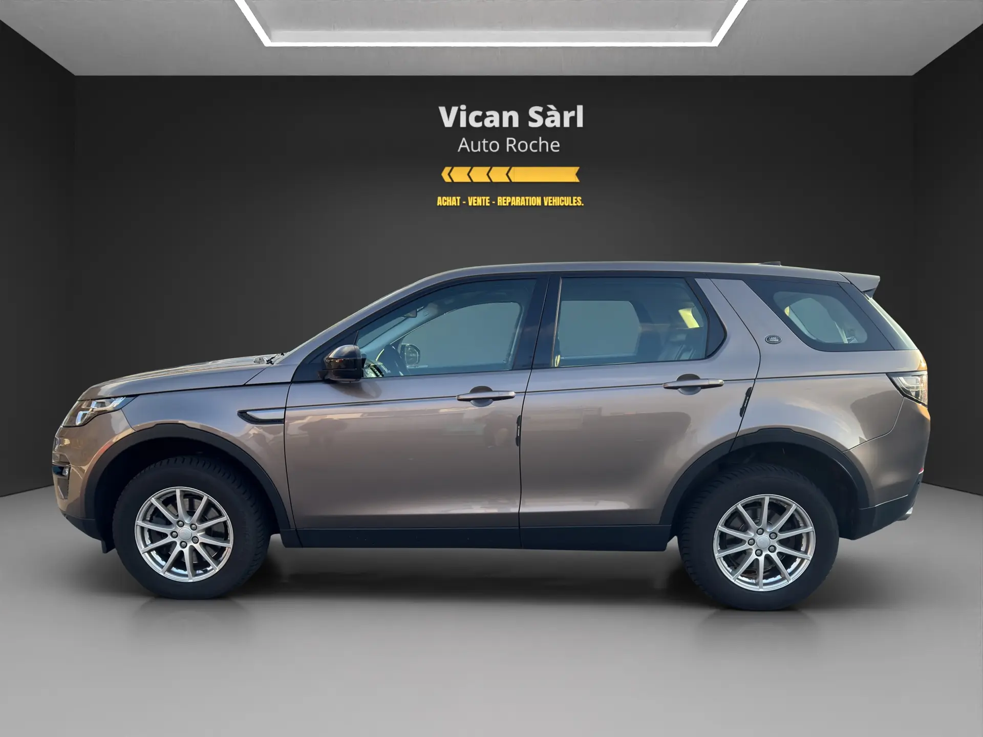 Land Rover Discovery Sport 2017 occasion Roche — 4
