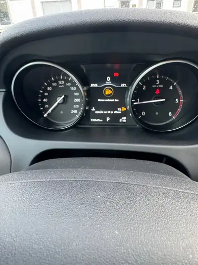 Land Rover Discovery Sport 2.0 TD4 — 7 places, turbo neuf, sans sinistre — Miniature 15