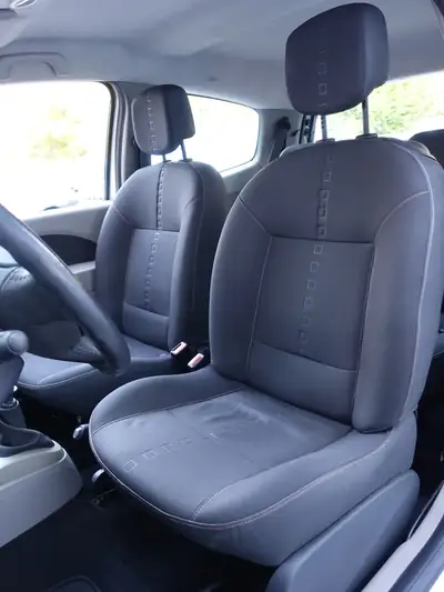 Renault Twingo 1.2 16V Expression 2008 — Citadine économique sans accident — Miniature 9