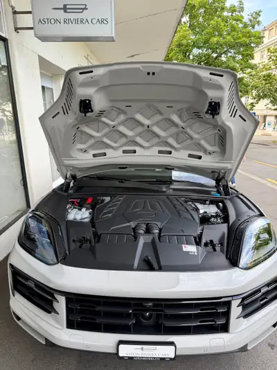Porsche Cayenne S Tiptronic — SUV sportif 474 ch, quasi neuf avec 3200 km seulement — Miniatur 11