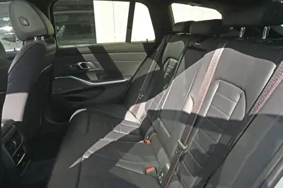 BMW M340i xDrive Touring — Berline sportive hybride 48V, 66'000 km, garantie usine — Thumbnail 11