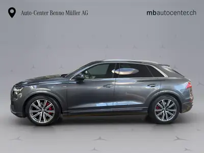 Audi Q8 50 TDI Quattro — SUV prestige diesel, transmission automatique, traction intégrale — côté