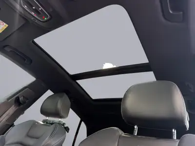 Audi Q8 50 TDI Quattro — SUV prestige diesel, transmission automatique, traction intégrale — Miniature 11