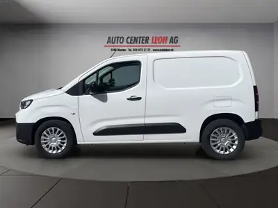 Toyota Proace City Van EV 50 kWh — Utilitaire électrique compact, zéro émission — Heckansicht