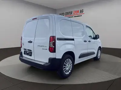 Toyota Proace City Van EV 50 kWh — Utilitaire électrique compact, zéro émission — Detail