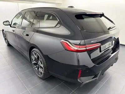 BMW 540d xDrive 48V Touring — Diesel hybride rechargeable, première main, 6200 km seulement — side view