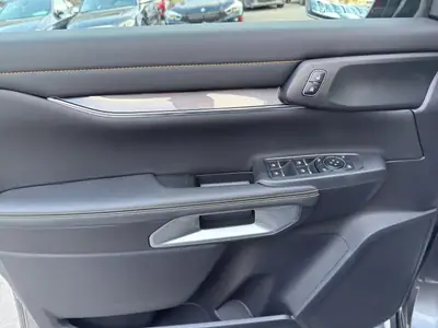 Ford Ranger Wildtrak 2.0 Eco Blue e-4WD — Pickup premium 4x4 diesel automatique 2025 — Thumbnail 12
