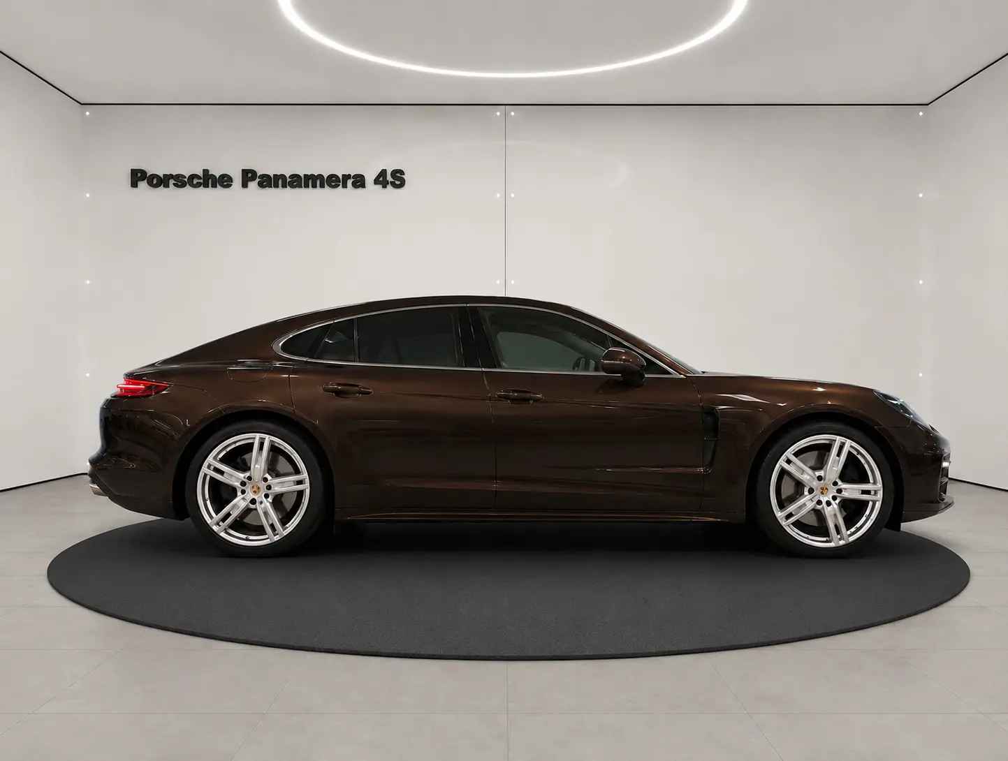 Porsche Panamera 4S PDK — Berline de prestige 440 ch, historique complet suisse — vue extérieure