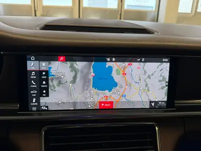 Porsche Panamera 4S PDK — Berline de prestige 440 ch, historique complet suisse — Miniature 11